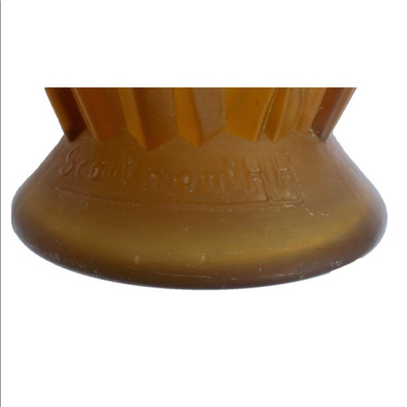 Henri Heemskirk Circa1930s heavy glass OwlVase - Picture 6 of 7